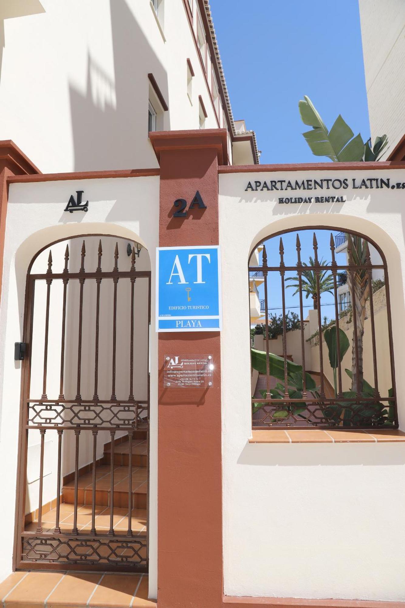 Apartamentos Latin Нерха Экстерьер фото
